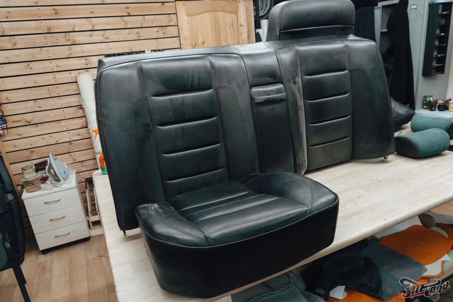 Пошив салона Mercedes W124 E430 под оригинал, часть 1: процессы